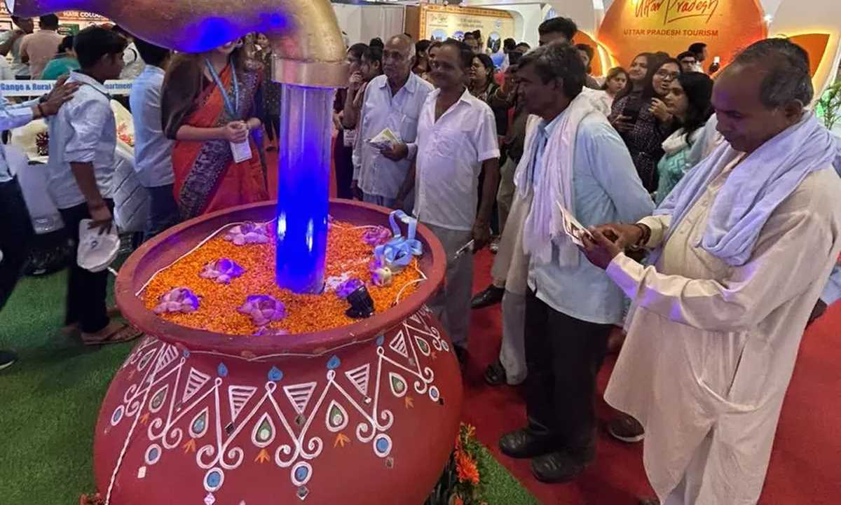 हर घर जल गांव थीम पर बने स्टाल पर पांचों दिन उमड़ी भीड़